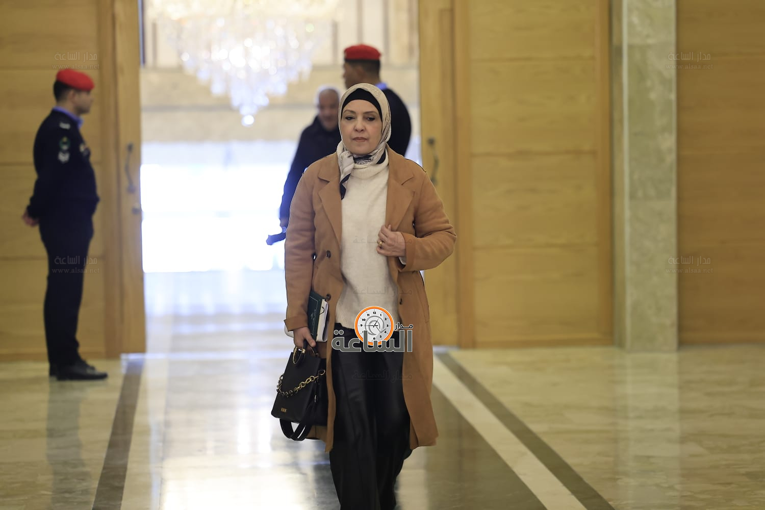 Madar Al-Saa Images 0.7997104662379197