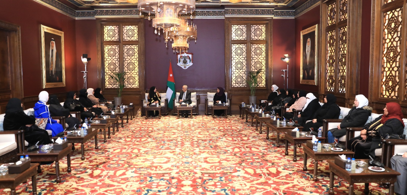 Madar Al-Saa Images 0.6007704269530896