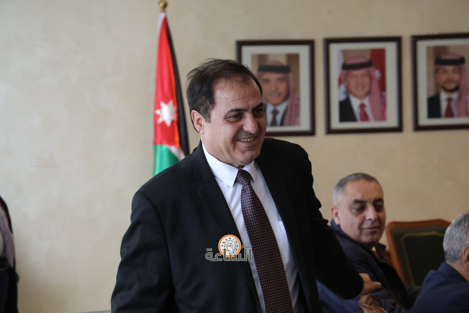 Madar Al-Saa Images 0.9264789645824717