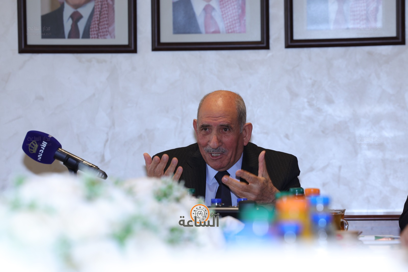 Madar Al-Saa Images 0.6853359168203805