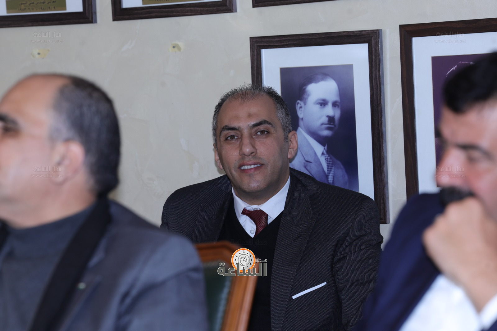 Madar Al-Saa Images 0.6419660559629805