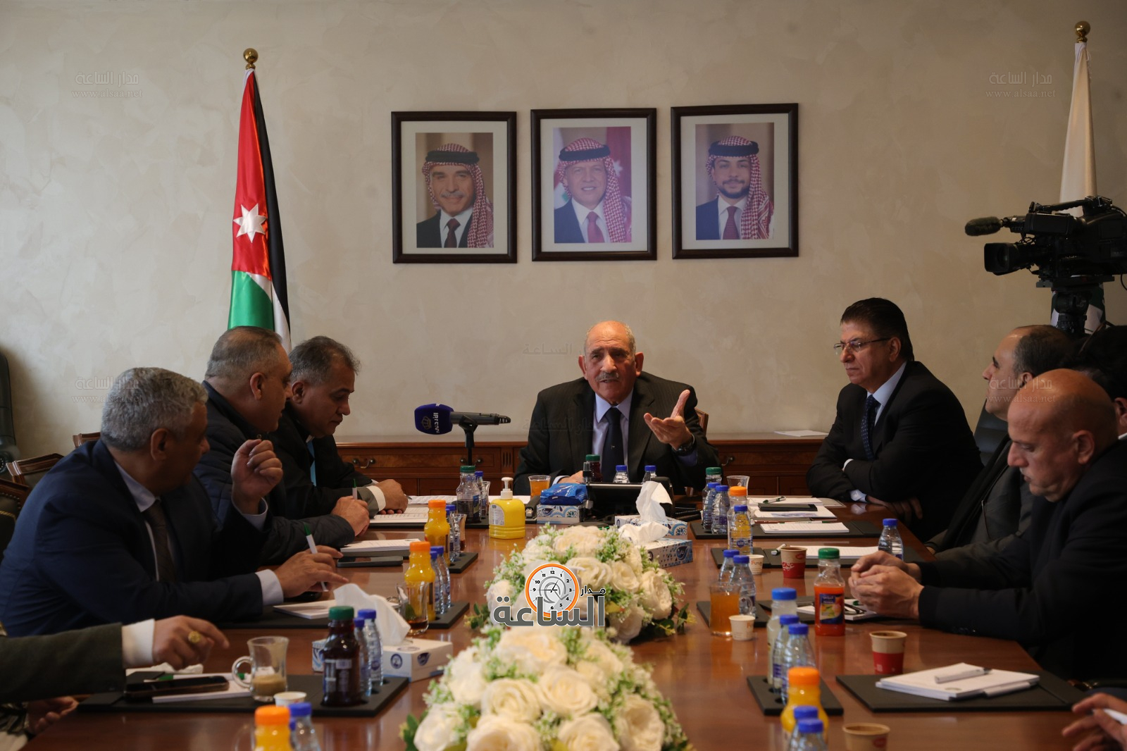 Madar Al-Saa Images 0.15669967789306716