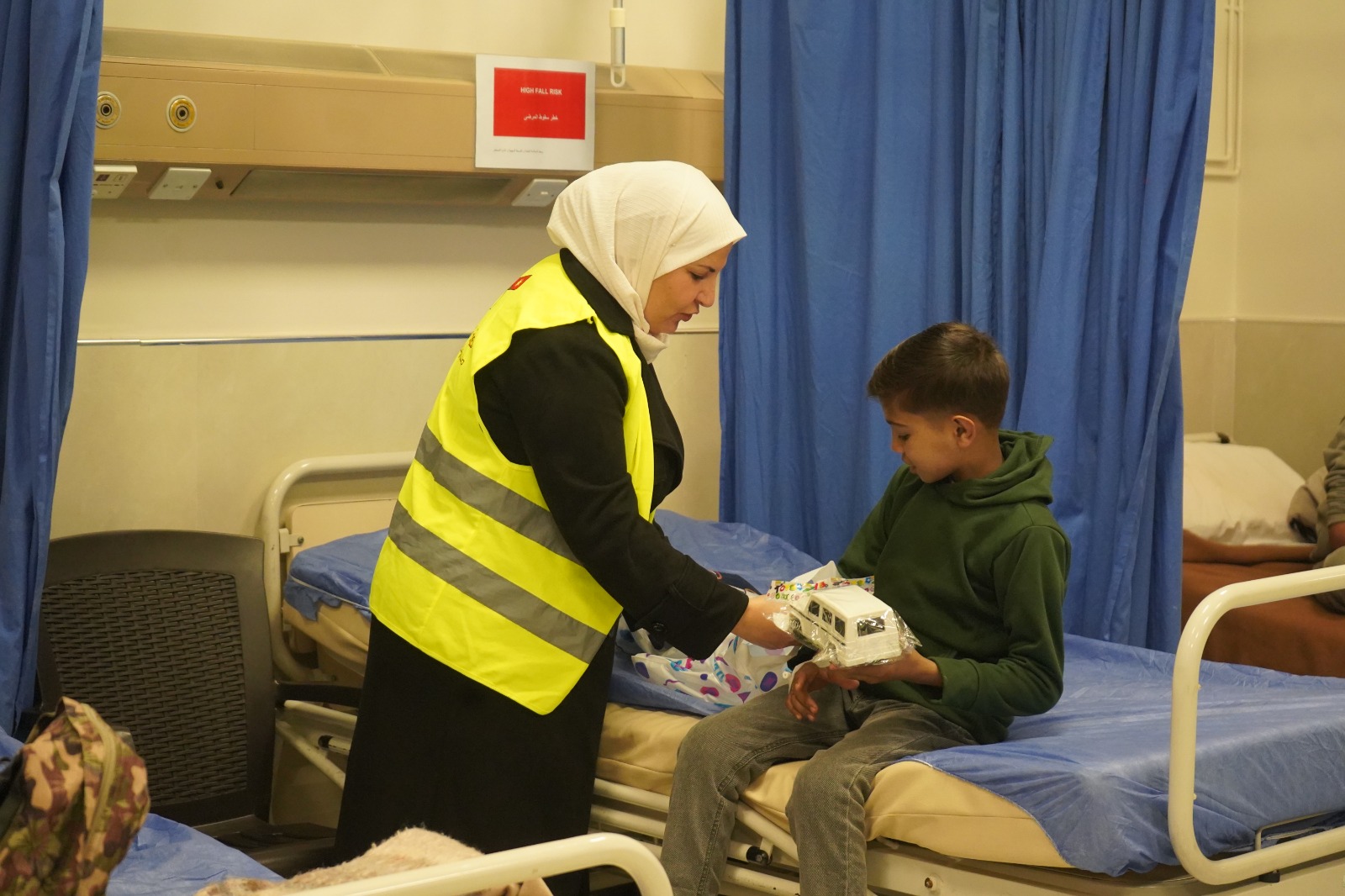 Madar Al-Saa Images 0.04176740945768298