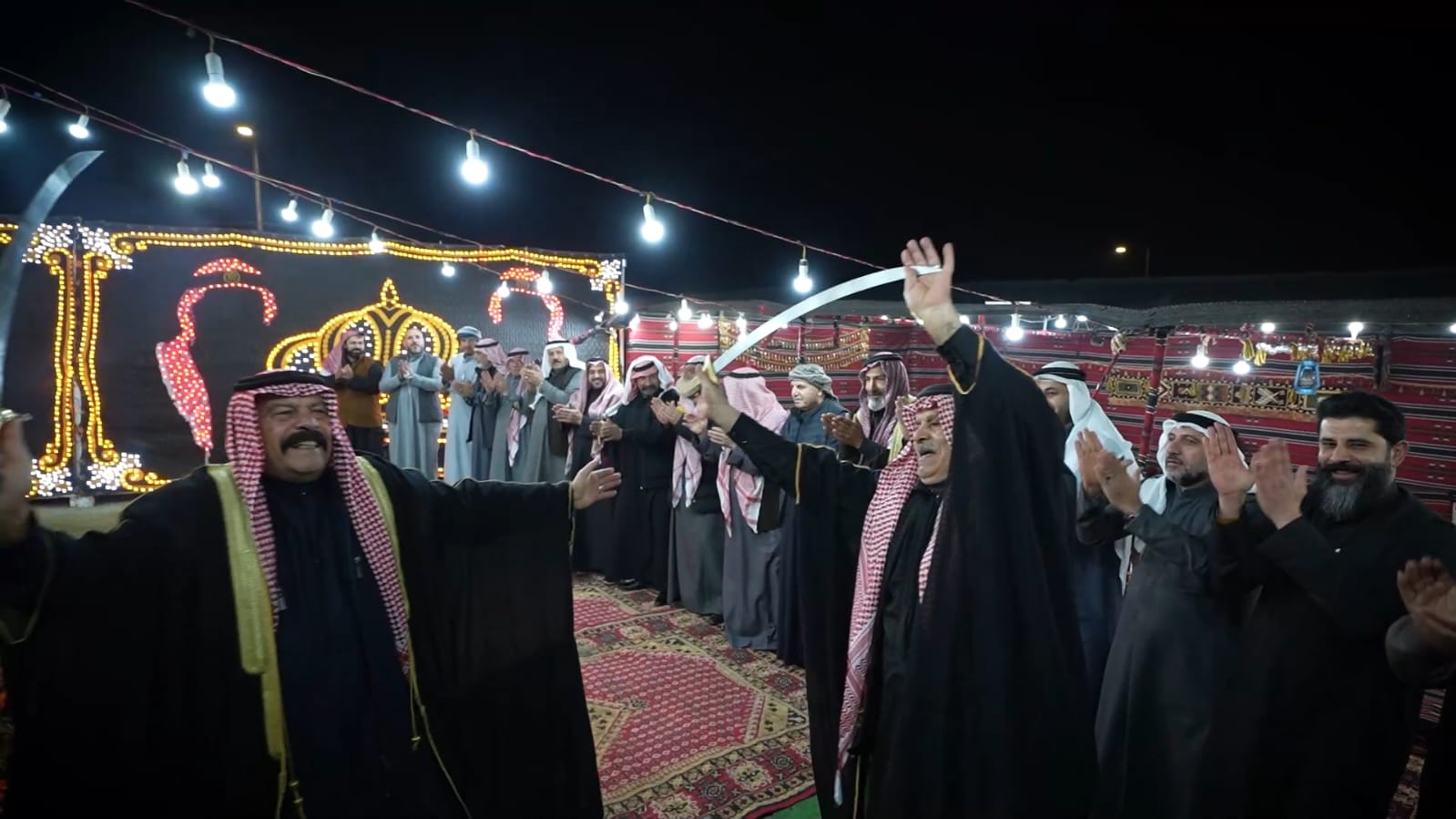 Madar Al-Saa Images 0.8306333580550184