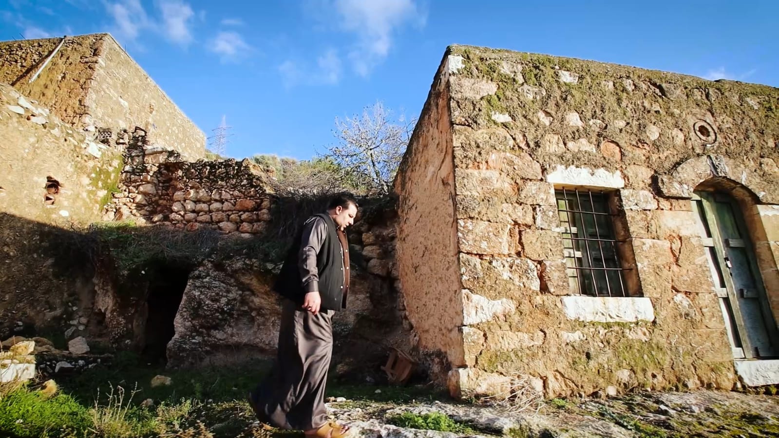 Madar Al-Saa Images 0.29415919840012483