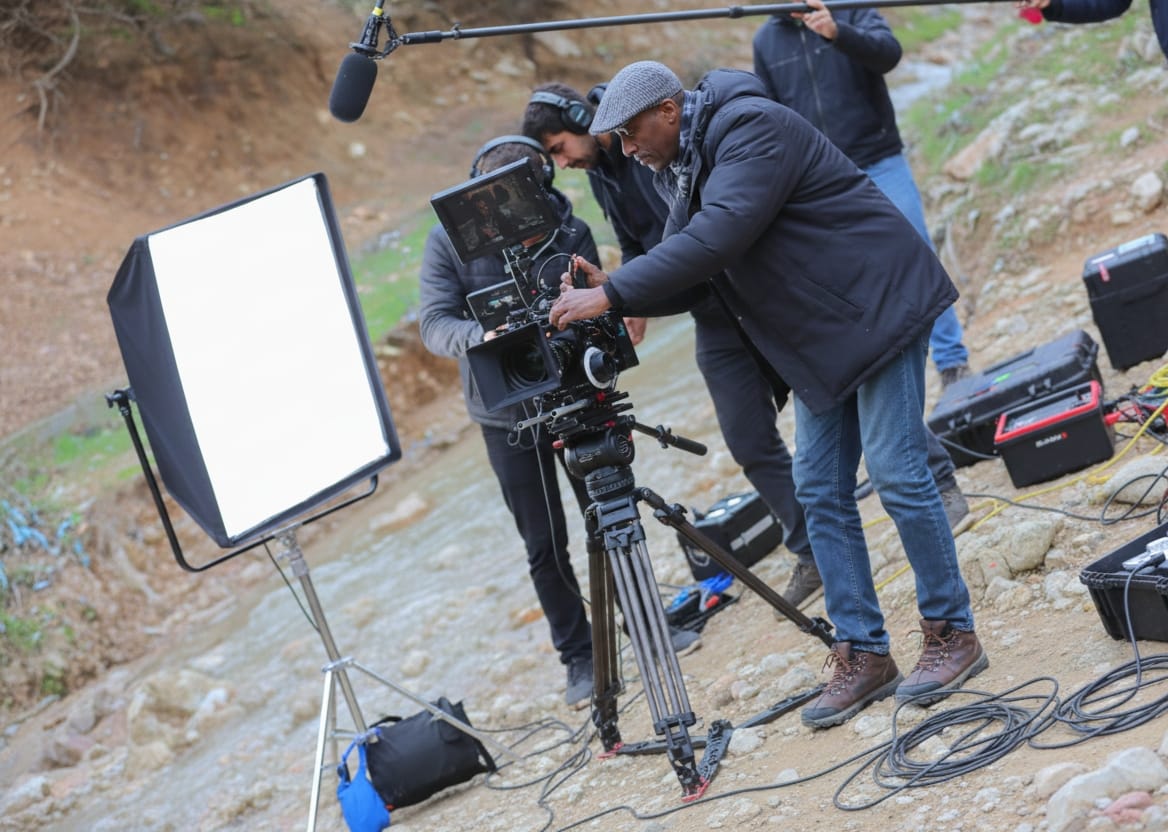 Madar Al-Saa Images 0.35709719380817795