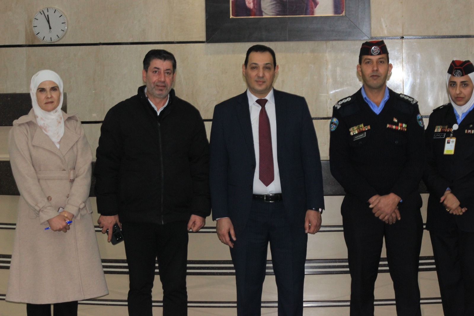 Madar Al-Saa Images 0.9358696098251259