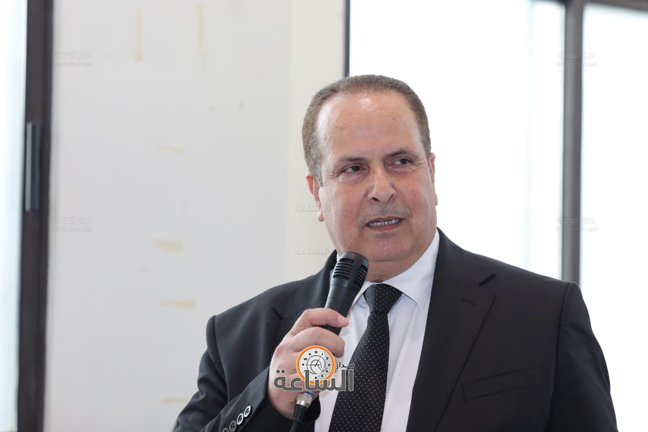 Madar Al-Saa Images 0.5216510002017211