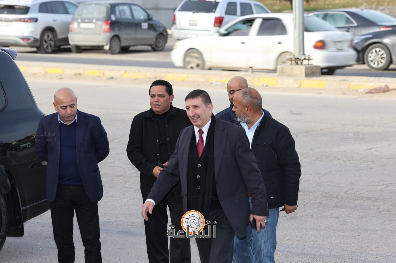 Madar Al-Saa Images 0.08488183616830236