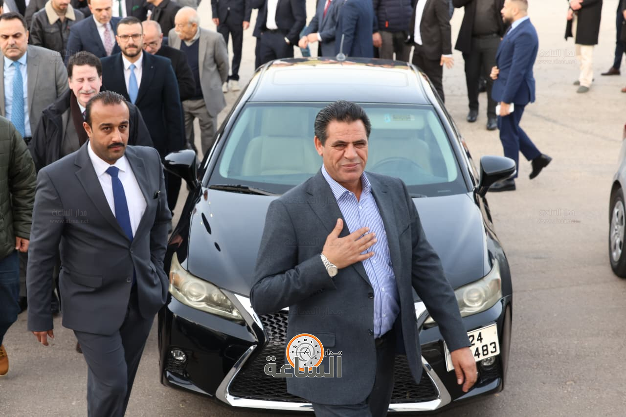 Madar Al-Saa Images 0.46214040948577684