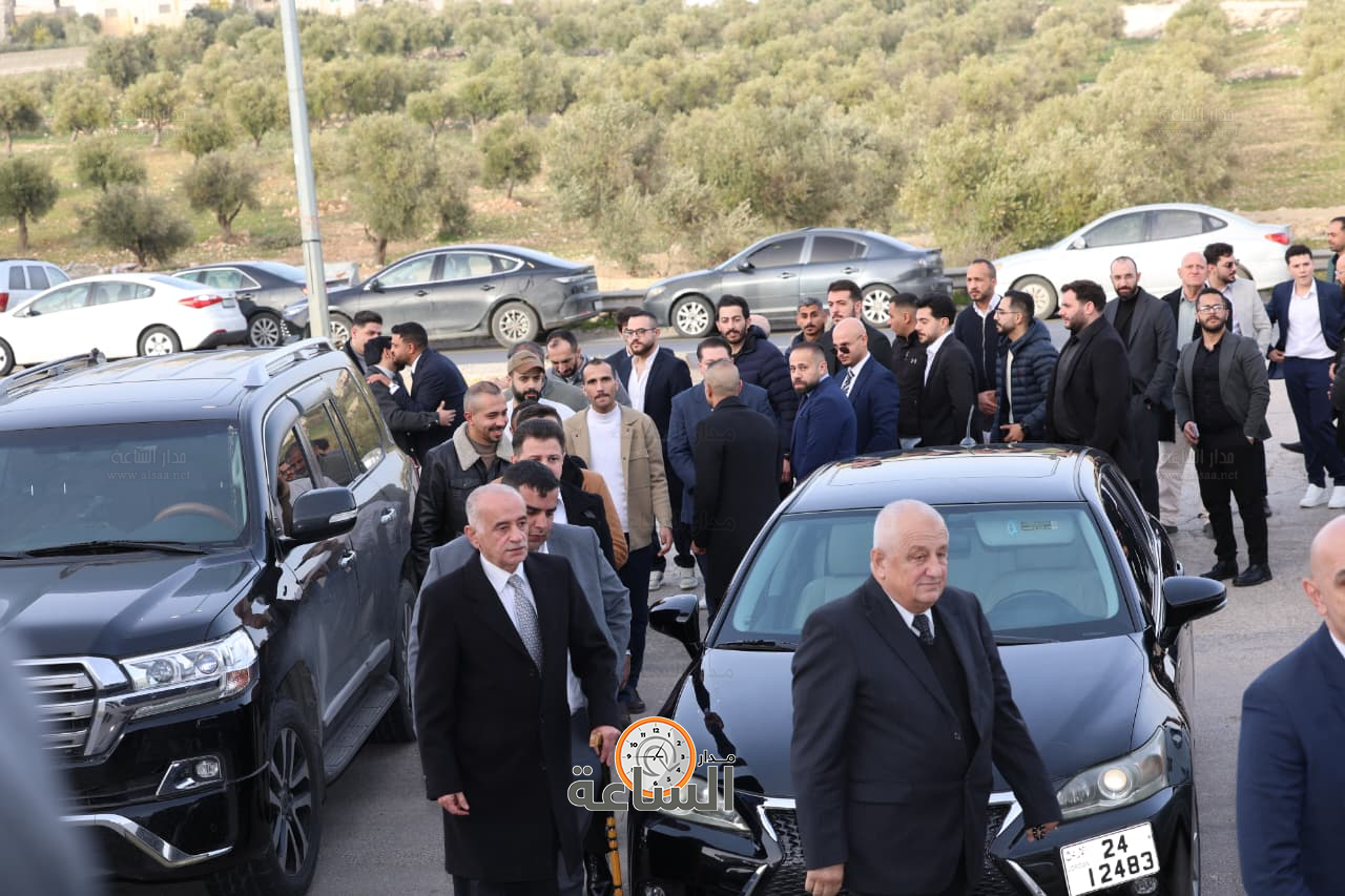 Madar Al-Saa Images 0.7264369013293873