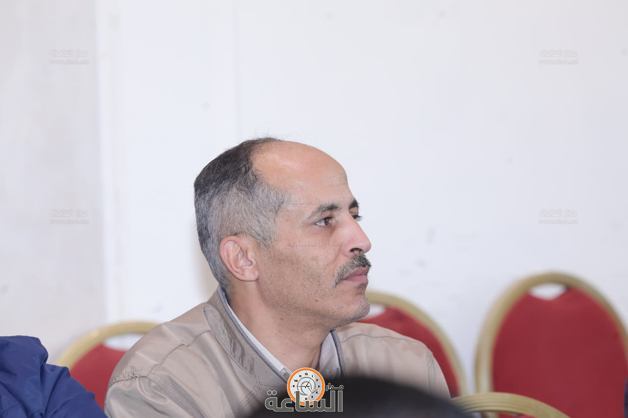 Madar Al-Saa Images 0.42606157519310783