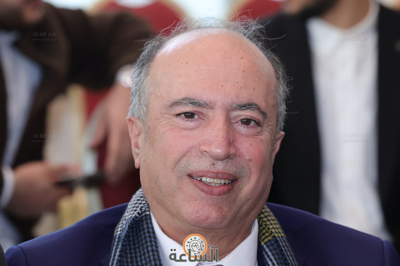 Madar Al-Saa Images 0.8978879424746932