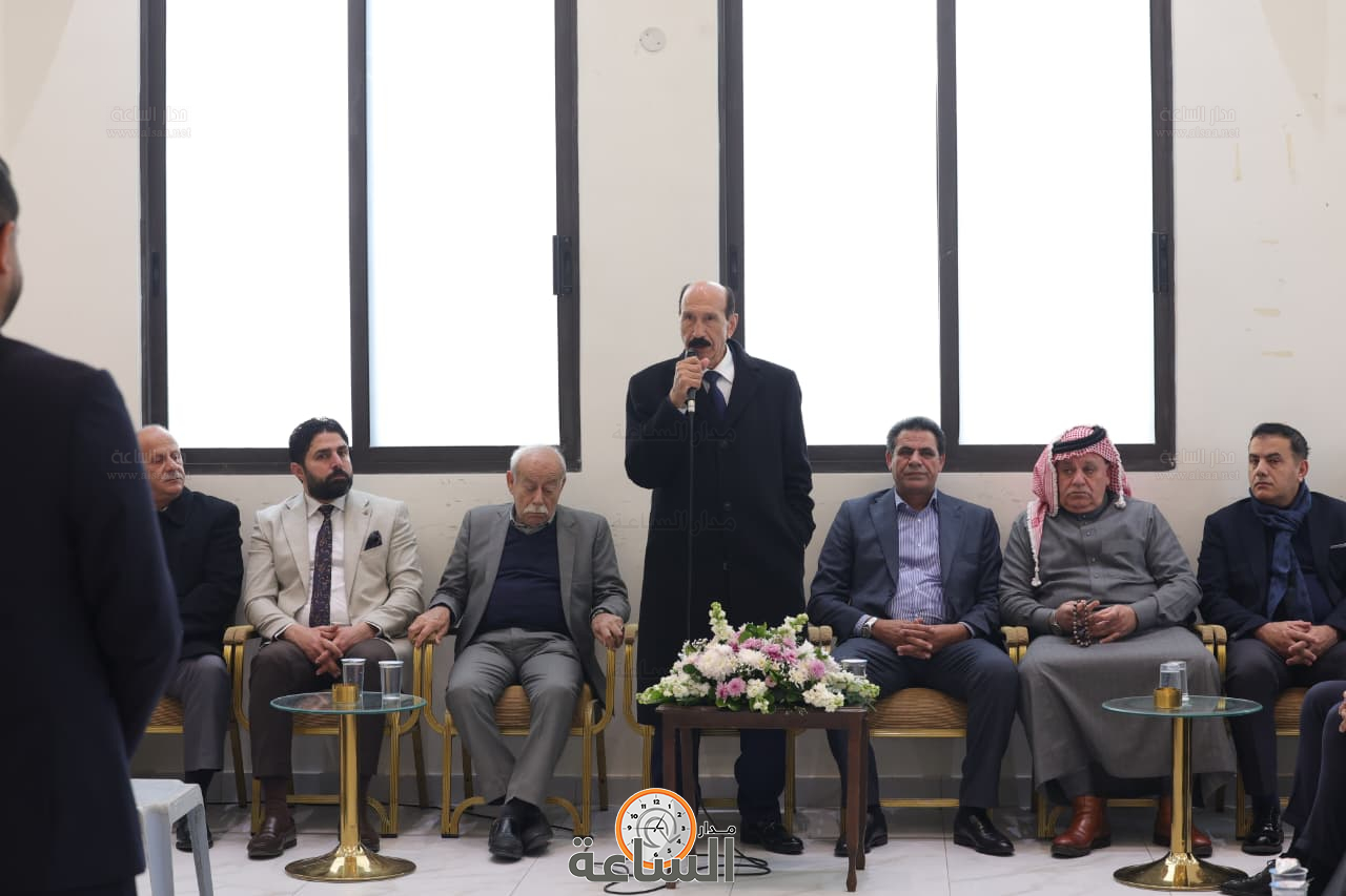 Madar Al-Saa Images 0.2450450969343152