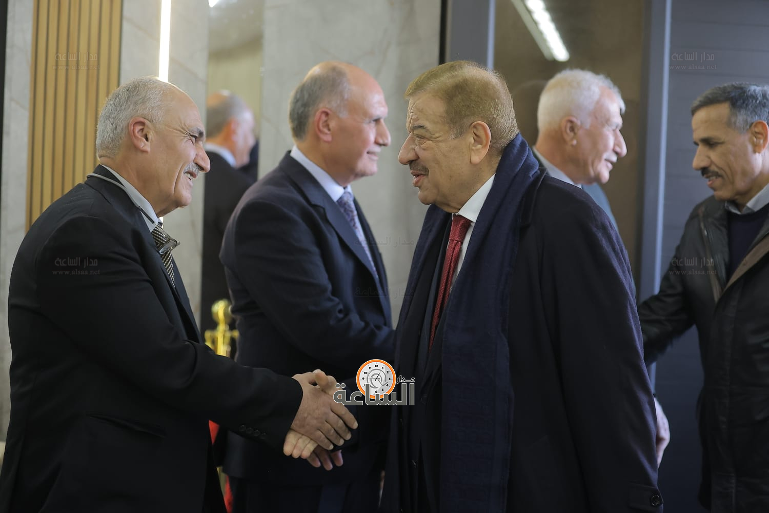 Madar Al-Saa Images 0.23942351195937628