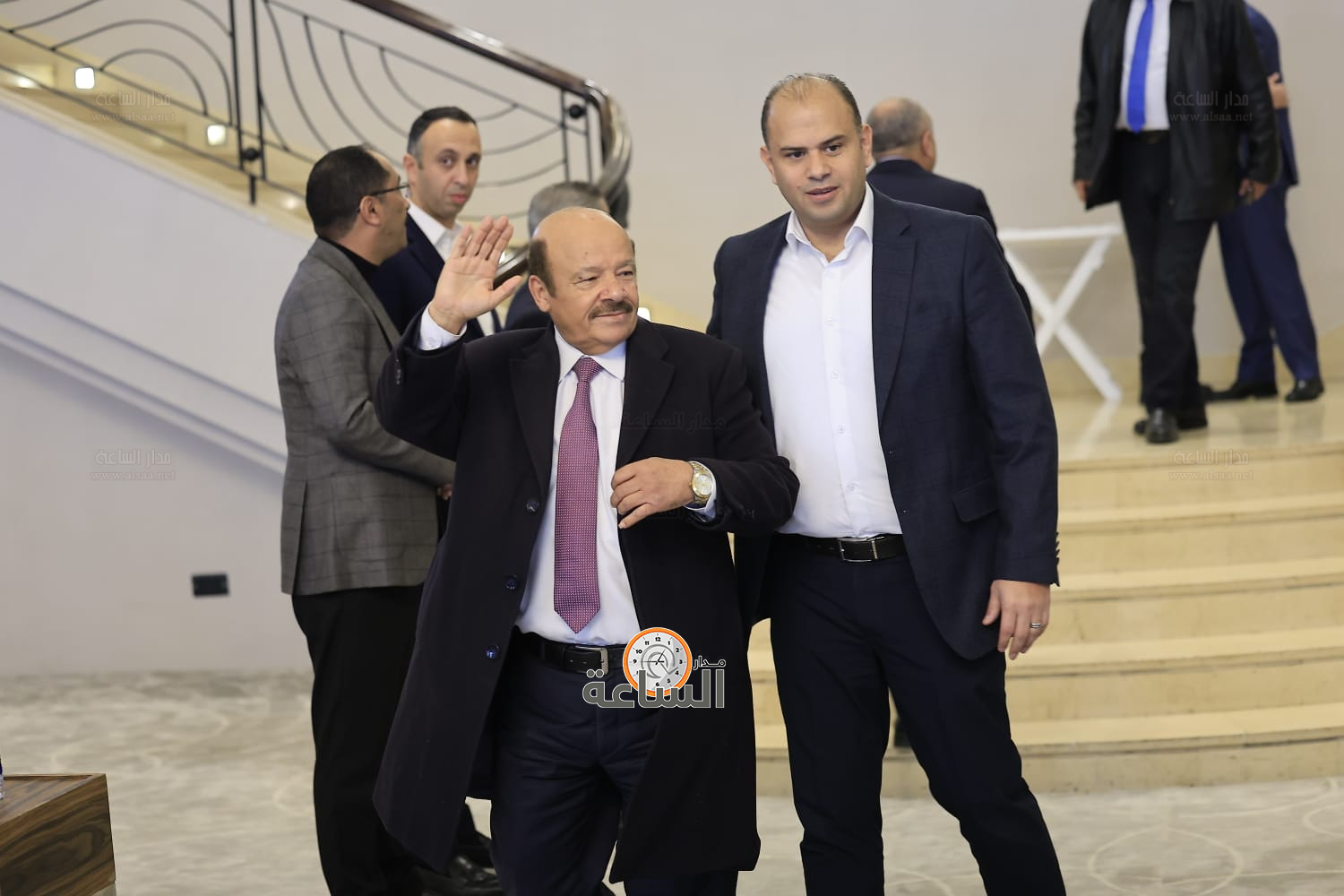 Madar Al-Saa Images 0.9912602586222821