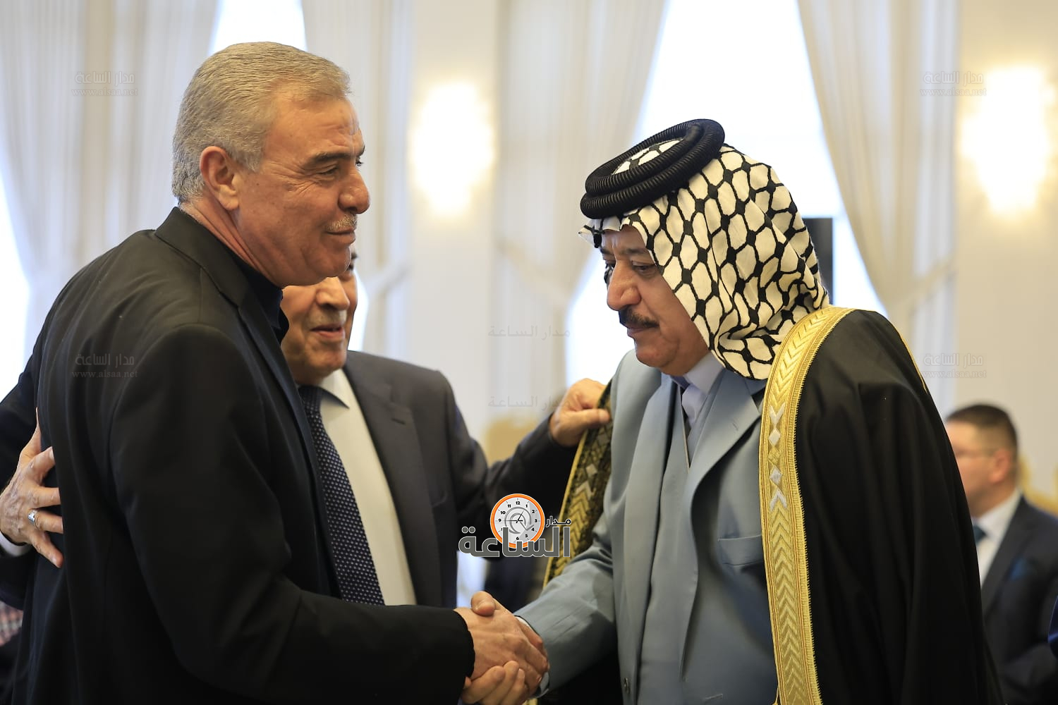 Madar Al-Saa Images 0.7792353700667672