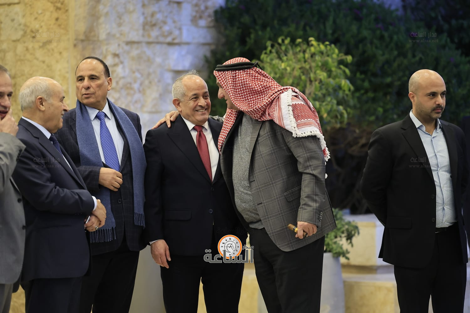 Madar Al-Saa Images 0.4193336666544998