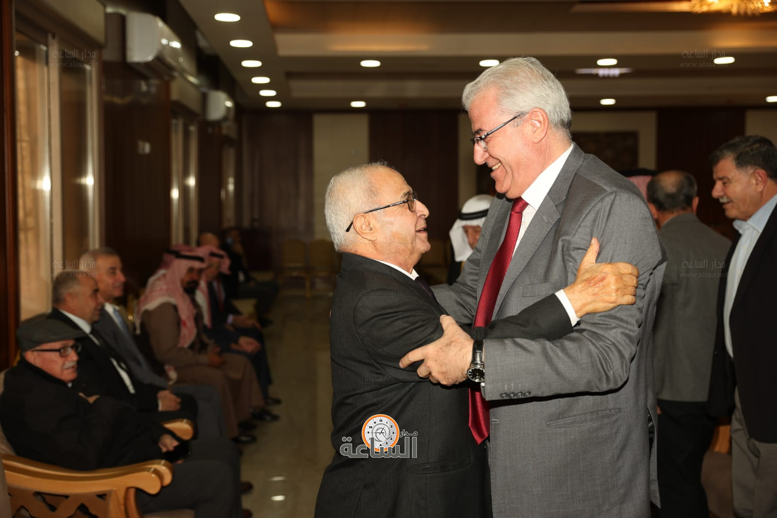 Madar Al-Saa Images 0.4184253313725458