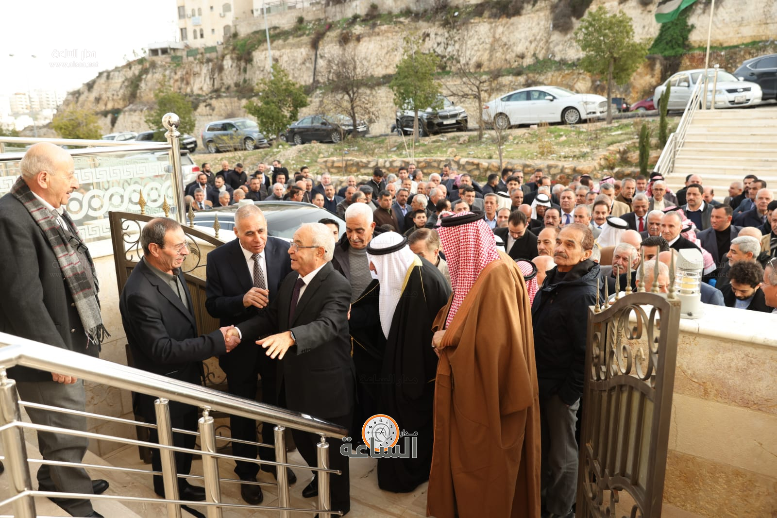 Madar Al-Saa Images 0.5111713568207487