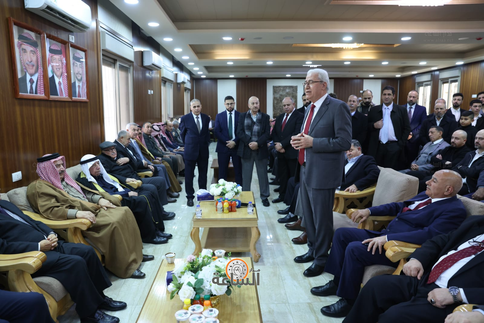 Madar Al-Saa Images 0.41258769920660343