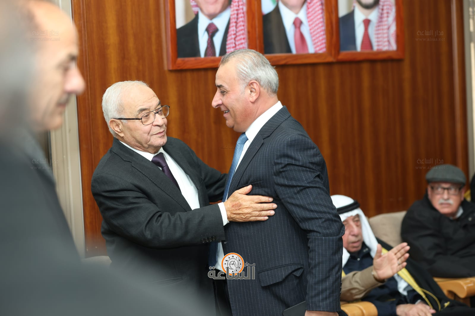 Madar Al-Saa Images 0.8564003584581148