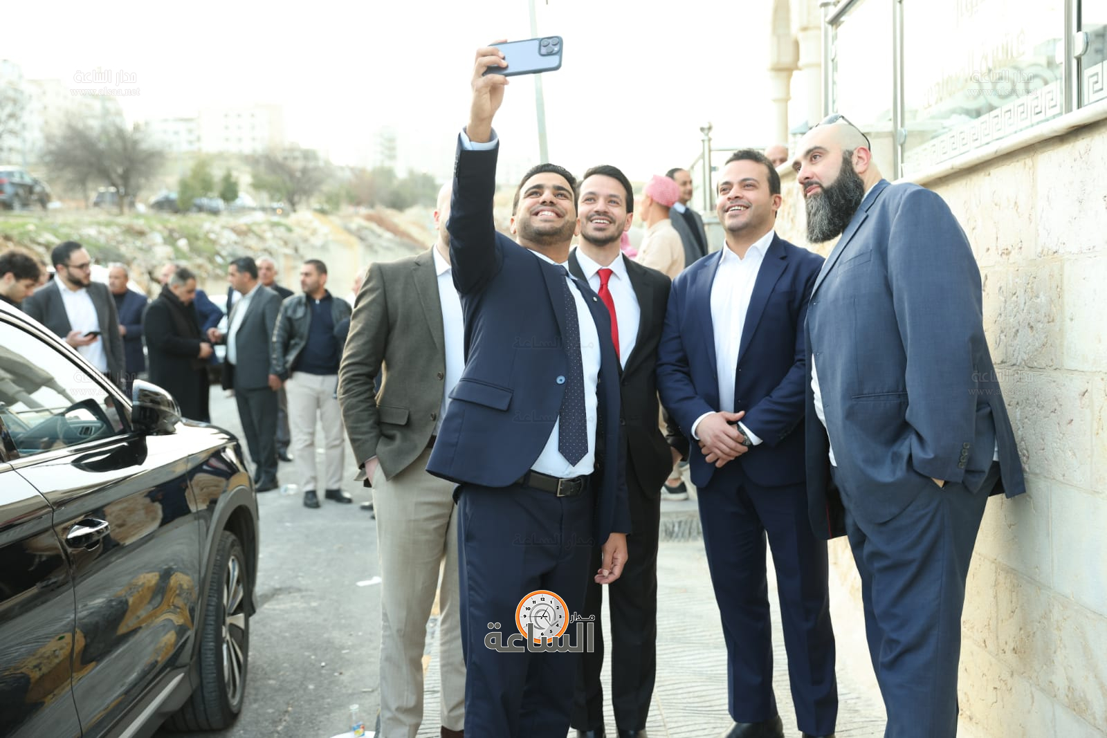 Madar Al-Saa Images 0.3904309022998913