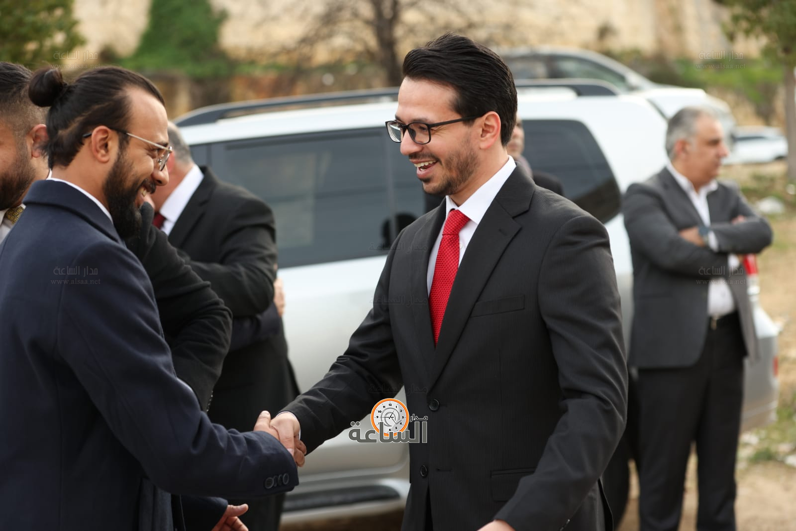 Madar Al-Saa Images 0.4142362469124432