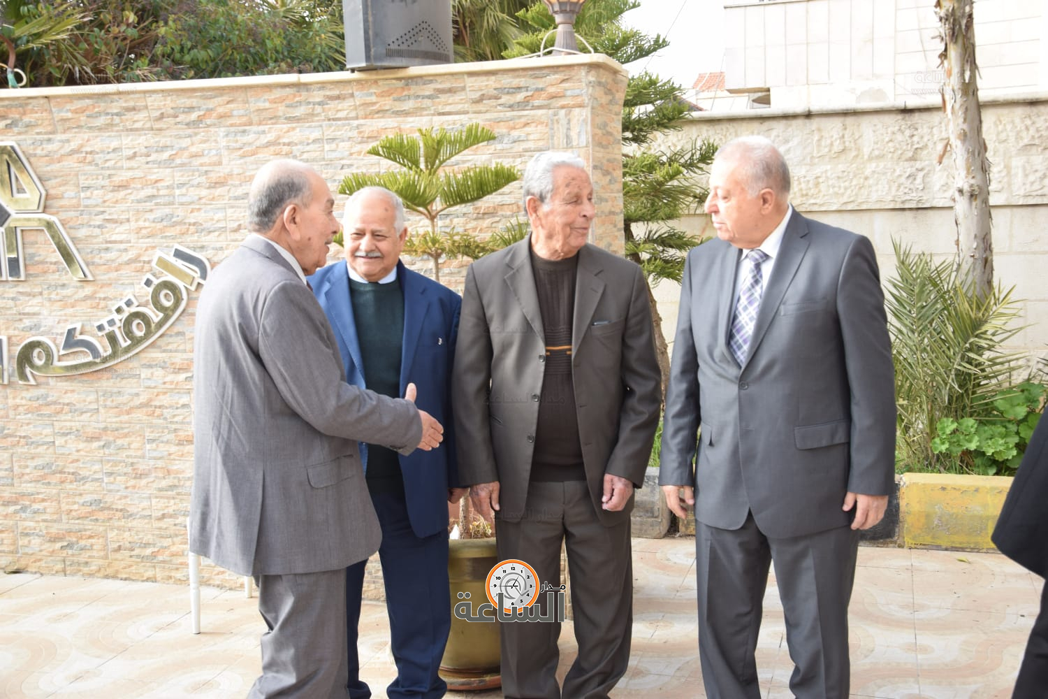 Madar Al-Saa Images 0.7310319854672355