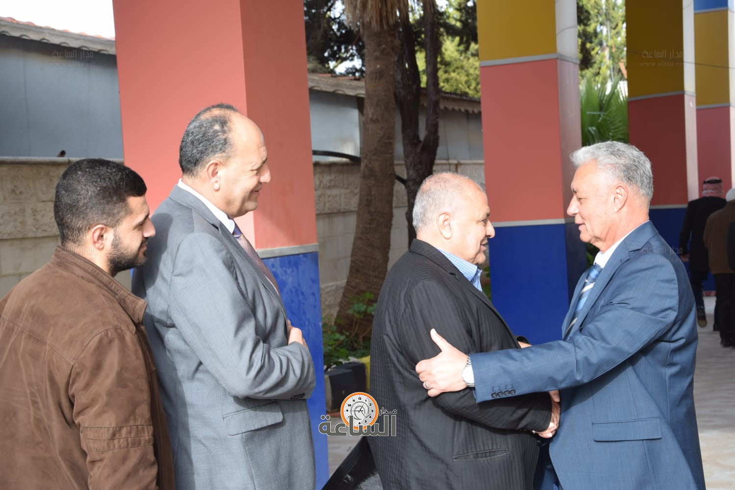 Madar Al-Saa Images 0.3679894614729826