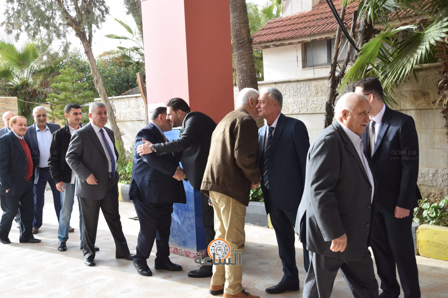 Madar Al-Saa Images 0.1206459576472878