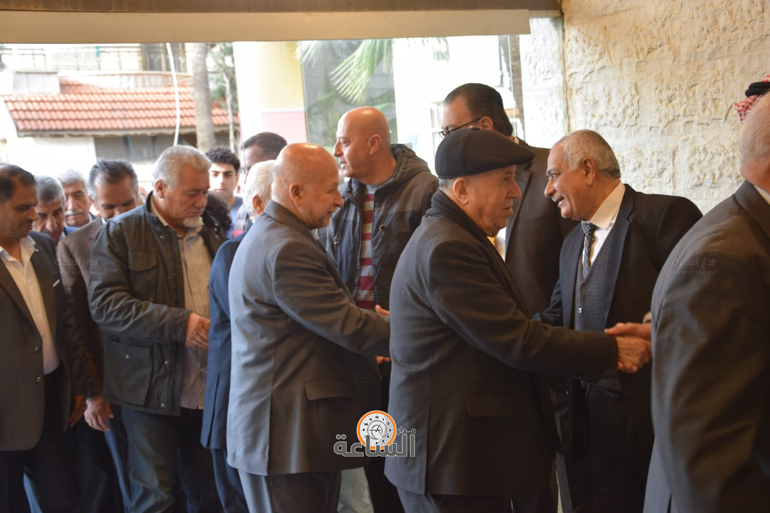 Madar Al-Saa Images 0.4387354477811902