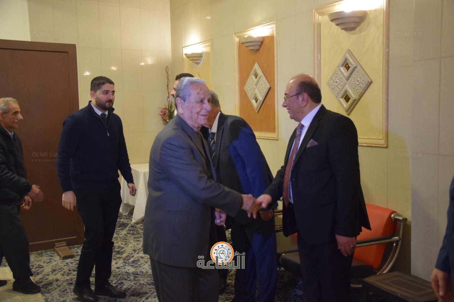 Madar Al-Saa Images 0.9532608406024469