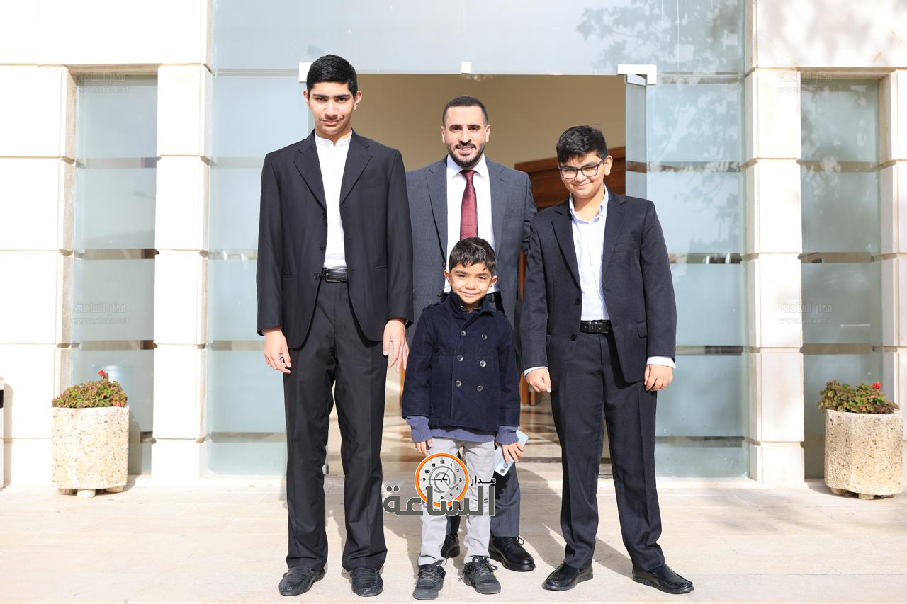 Madar Al-Saa Images 0.07989872642751261