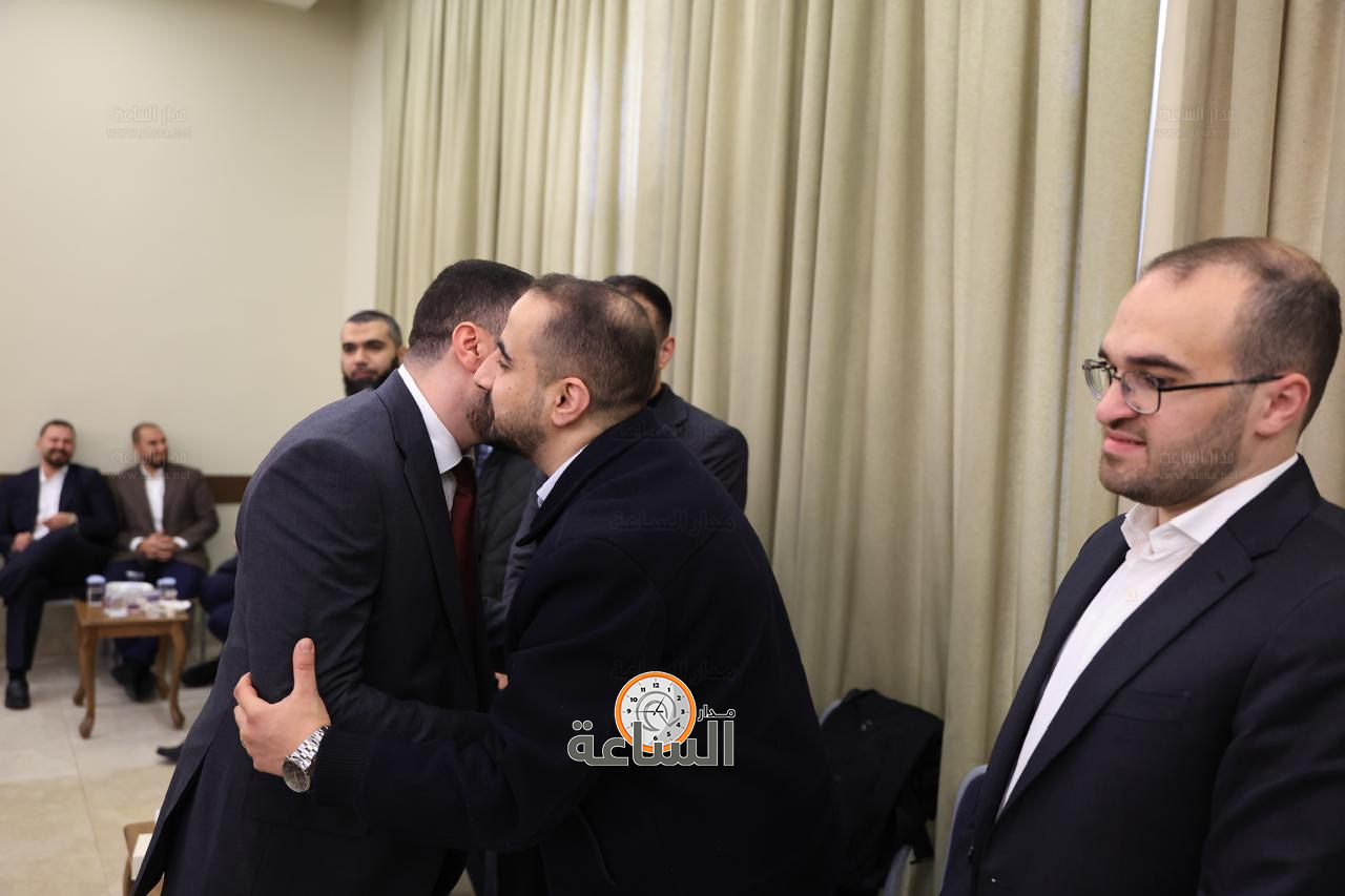 Madar Al-Saa Images 0.3001086706673981