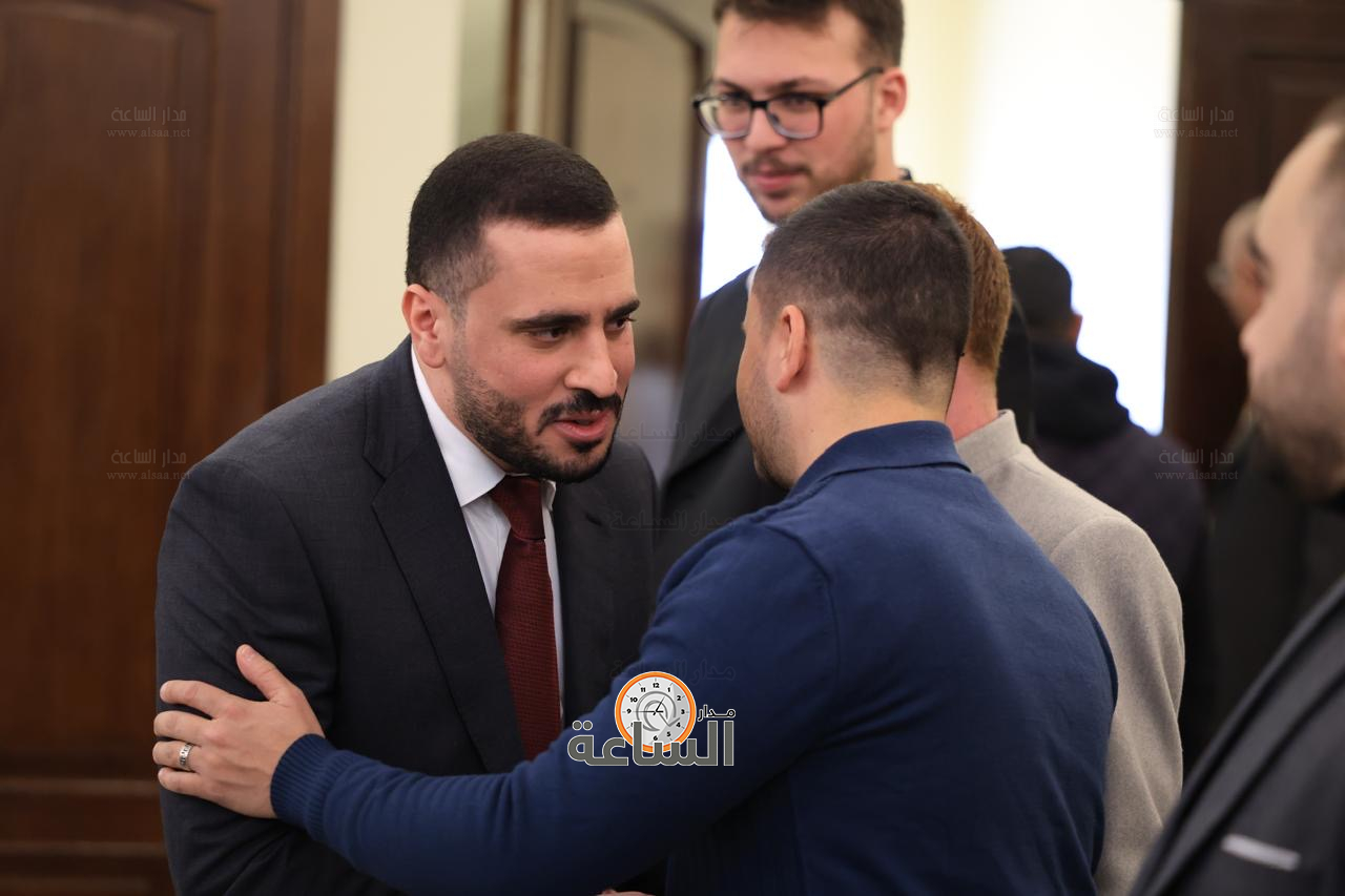 Madar Al-Saa Images 0.857209319544709