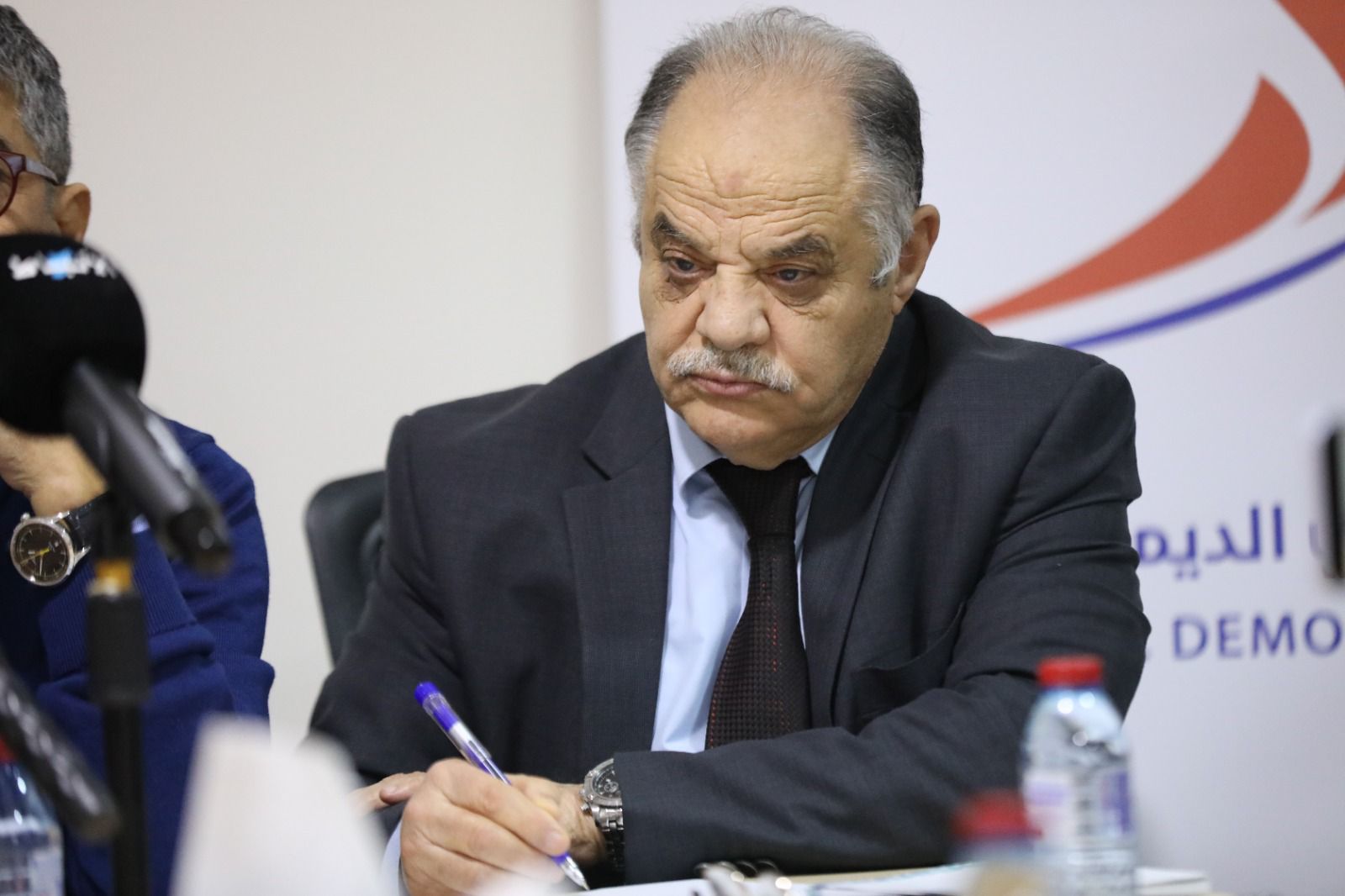 Madar Al-Saa Images 0.6208018423508213