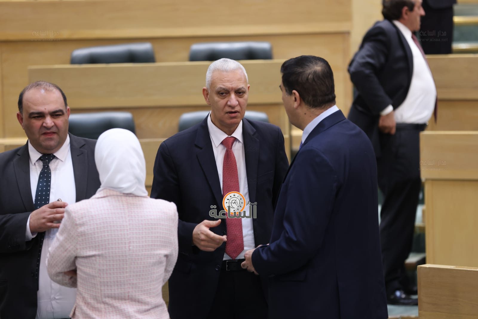 Madar Al-Saa Images 0.9852253691189595