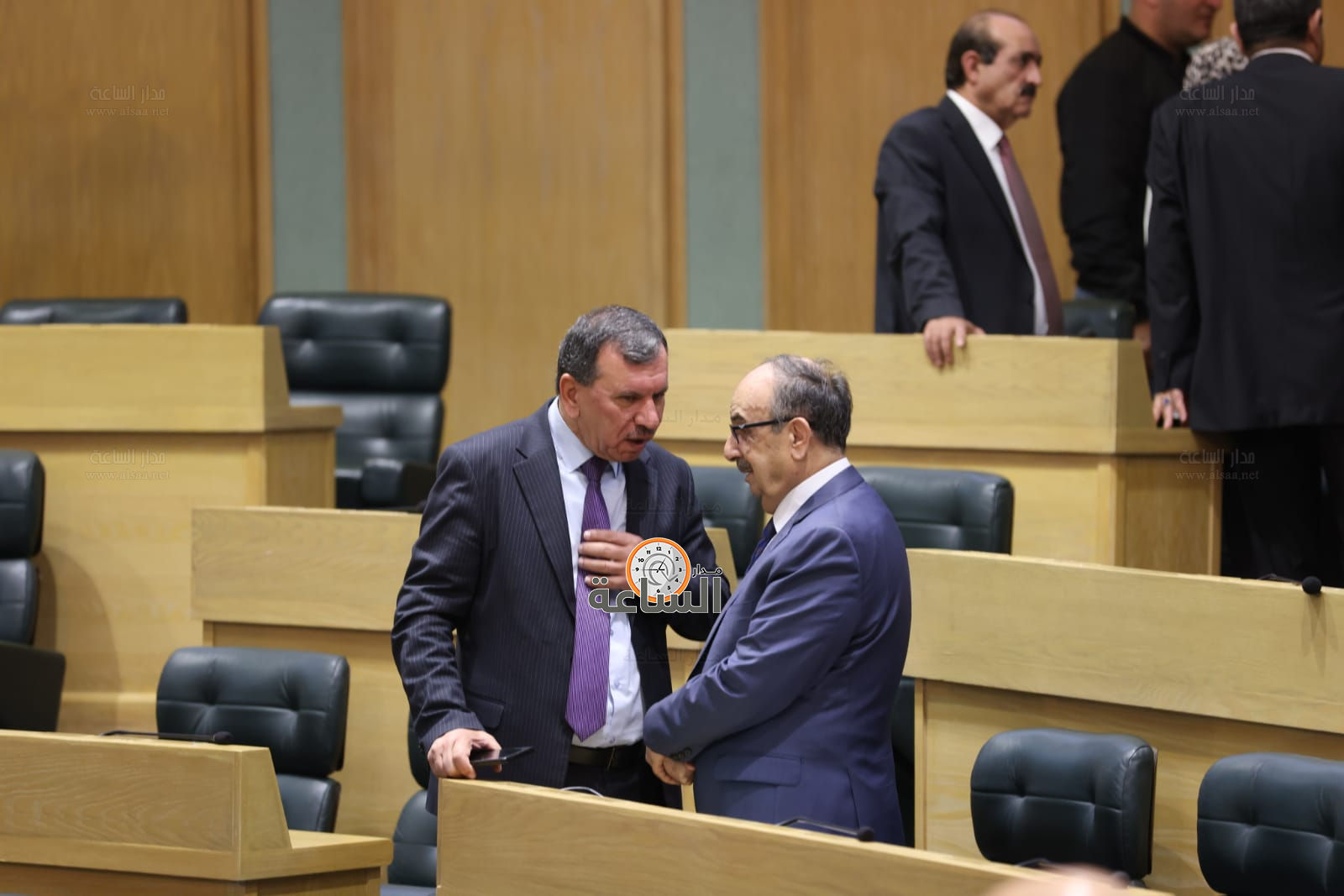 Madar Al-Saa Images 0.4316119500853679