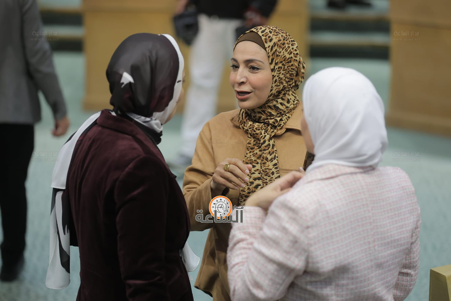 Madar Al-Saa Images 0.997798097688655