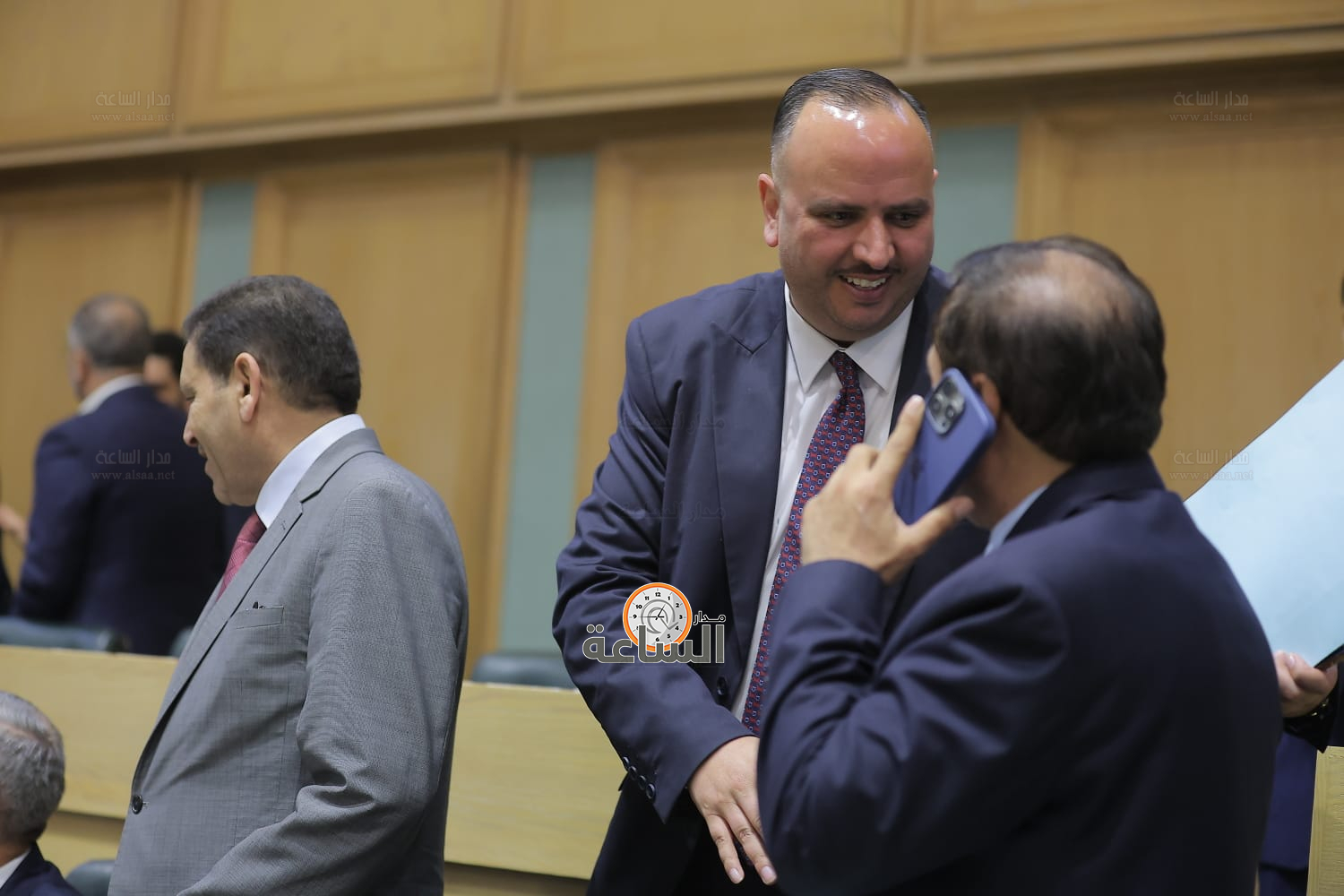 Madar Al-Saa Images 0.9249119042140119