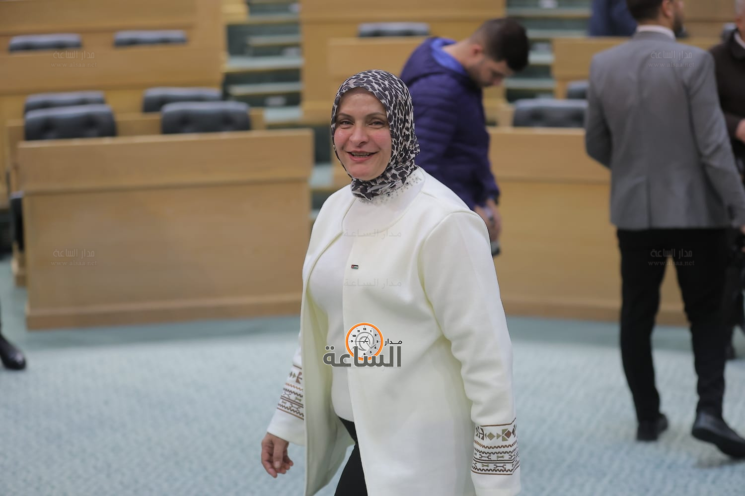 Madar Al-Saa Images 0.013184708770132114