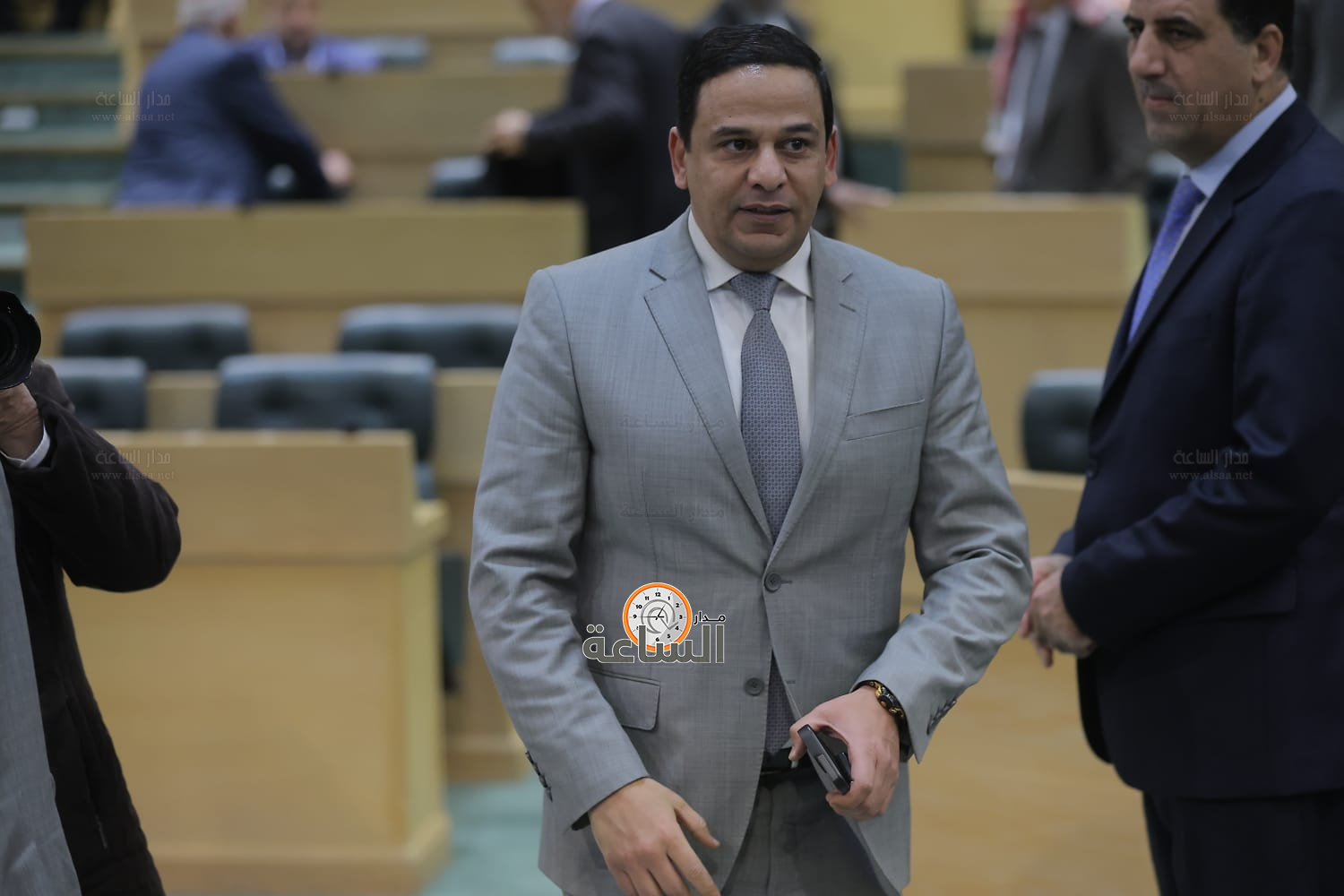 Madar Al-Saa Images 0.8478749859049197