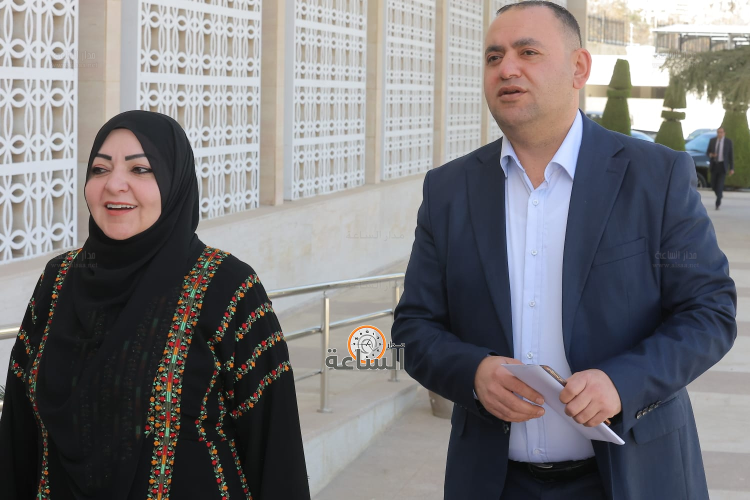 Madar Al-Saa Images 0.6394594633629639