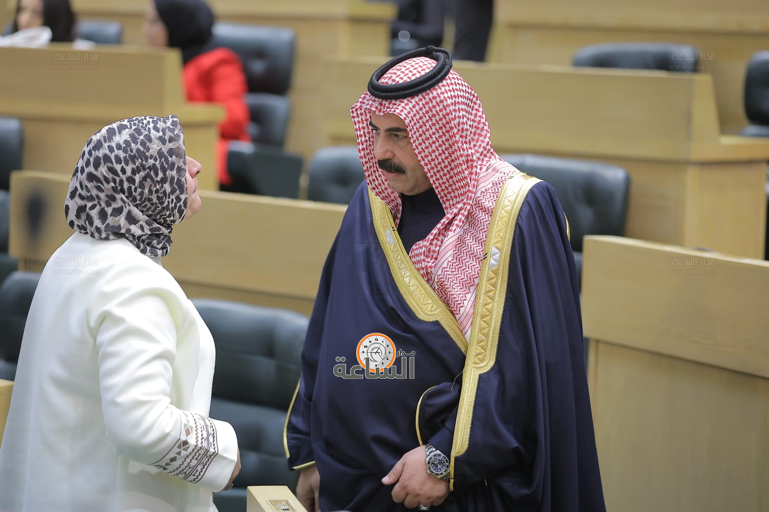 Madar Al-Saa Images 0.3224805486624668