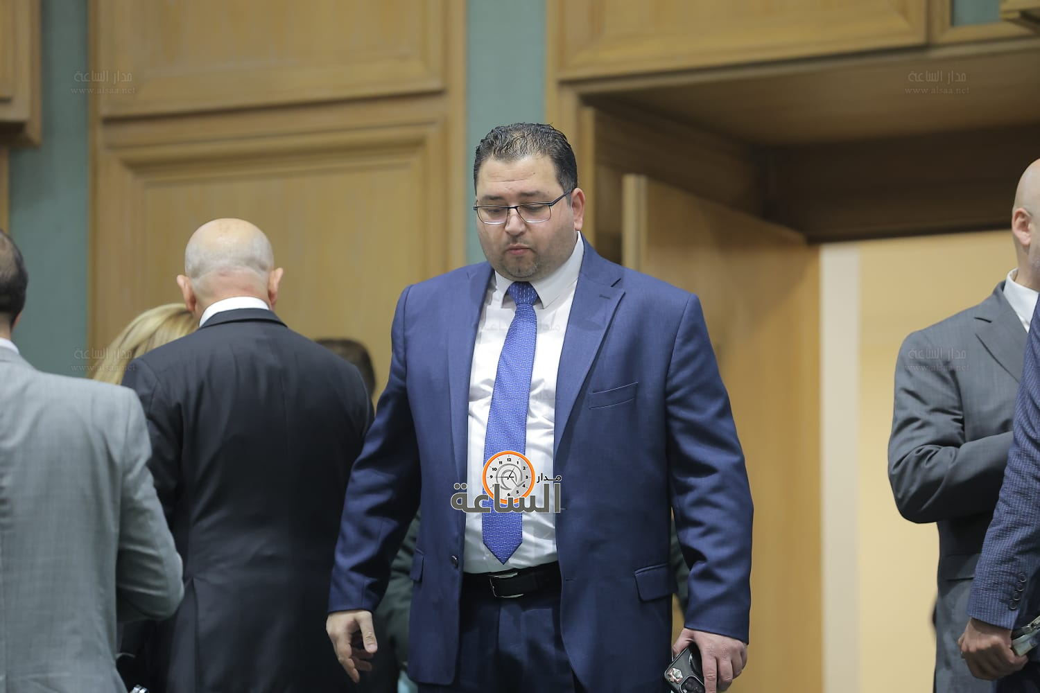 Madar Al-Saa Images 0.3907173548160594