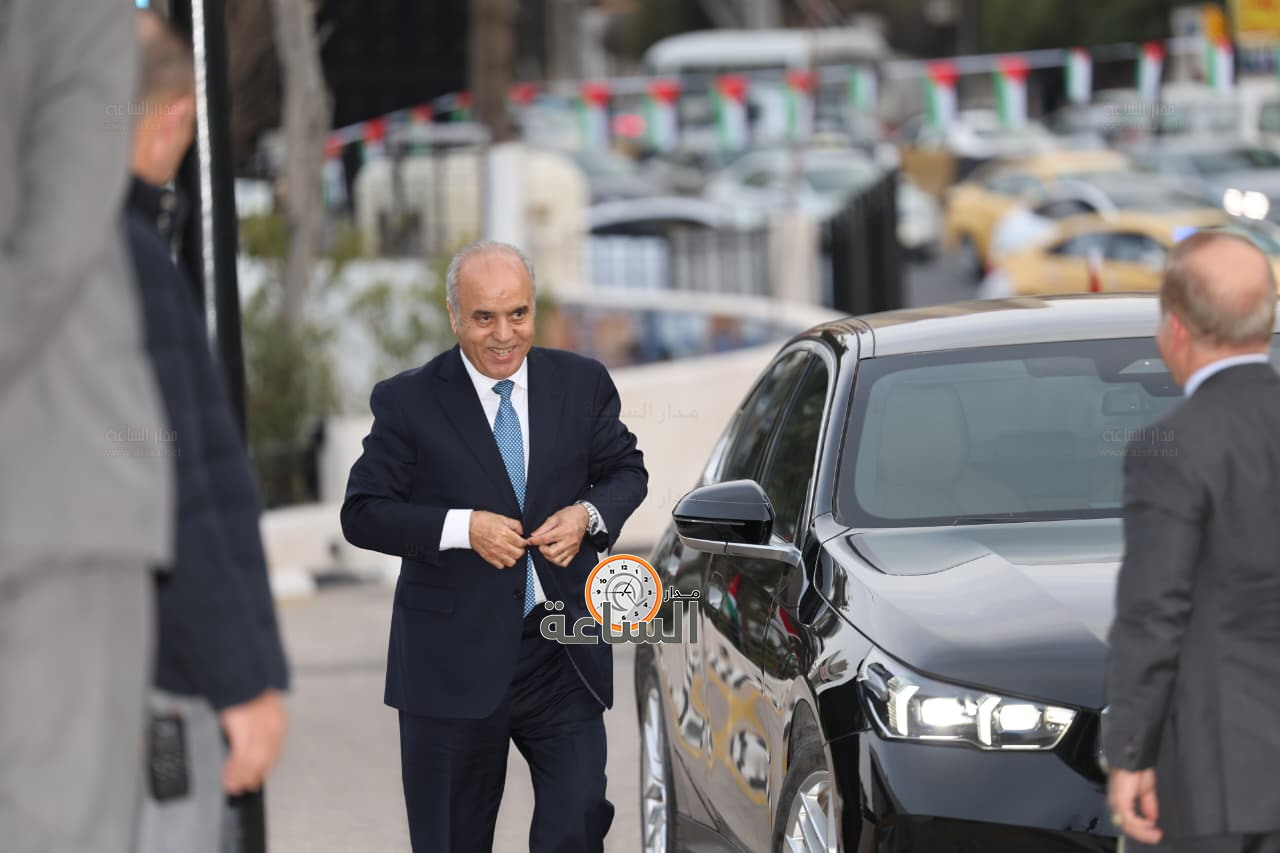 Madar Al-Saa Images 0.49568586396916825