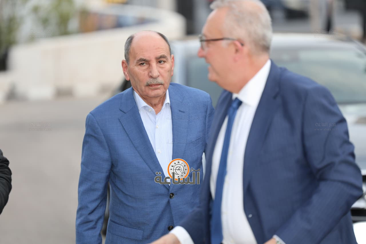 Madar Al-Saa Images 0.8270865219192495