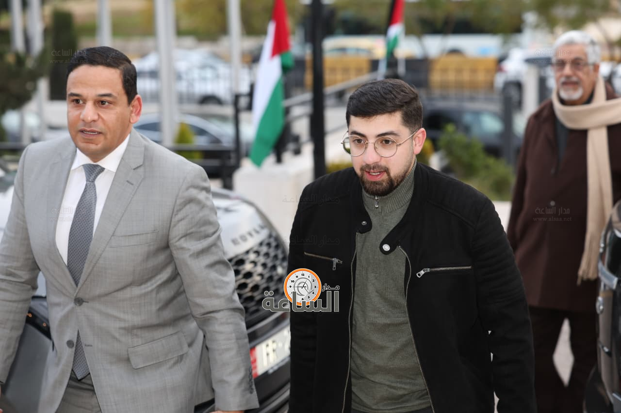 Madar Al-Saa Images 0.053503321404573145