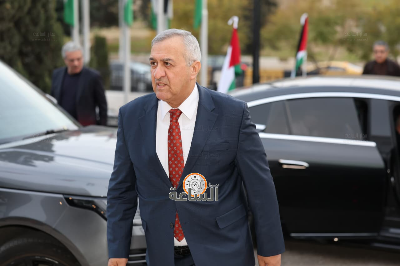 Madar Al-Saa Images 0.4310960269003291